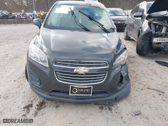 2016 Chevrolet Trax LS with VIN 3GNCJKSB6GL260251, listed as a IAAI auction lot 38243033 with 1 mi miles. Bid and sale history available at carsss.com. Image 11.
