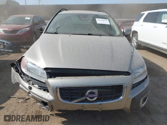 2012 Volvo XC70 3.2L with VIN YV4952BZ0C1141842, listed as a IAAI auction lot 41784679 with 106,541 mi miles and . Bid and sale history available at DreamBid. Image 12.