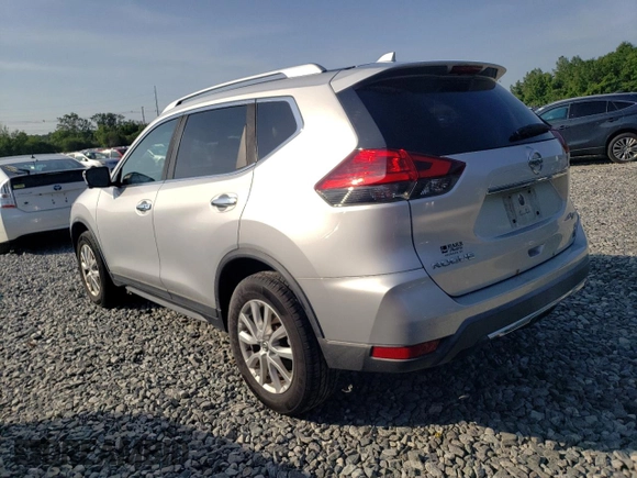 2017 Nissan Rogue SV with VIN KNMAT2MV7HP552465, listed as a Copart auction lot 62162165 with 124,217 mi miles and Clean title. Bid and sale history available at DreamBid. Image 2.