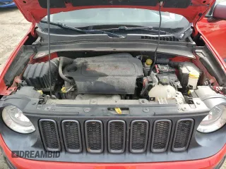 2015 Jeep Renegade Trailhawk with VIN ZACCJBCT5FPB27437, listed as a Copart auction lot 64031865 with 106,479 mi miles and Clean title. Bid and sale history available at DreamBid. Image 11.