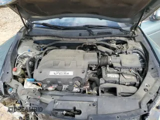 2010 Honda Crosstour EX-L z VIN 5J6TF2H51AL011056, wystawiony jako Copart lot #51481235 z przebiegiem 113 494 mil mil oraz Szkoda całkowita • Salvage title. Historia ofert i sprzedaży dostępna na DreamBid. Obrazek 13.