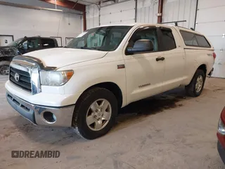 2008 Toyota Tundra z VIN 5TBBV54188S502587, wystawiony jako IAAI lot #41955396 z przebiegiem 155 718 mil mil oraz . Historia ofert i sprzedaży dostępna na DreamBid. Obrazek 17.