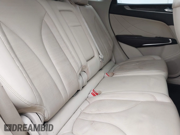 2019 Lincoln MKC Reserve with VIN 5LMTJ3DHXKUL21088, listed as a IAAI auction lot 42142205 with Not provided miles and . Bid and sale history available at DreamBid. Image 8.