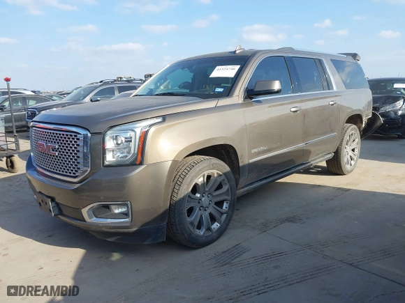 2015 GMC Yukon XL Denali with VIN 1GKS1JKJ2FR737663, listed as a IAAI auction lot 41524746 with 120,788 mi miles. Bid and sale history available at carsss.com. Image 17.