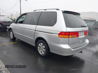 2003 Honda Odyssey EX with VIN 5FNRL18603B149365, listed as a IAAI auction lot 41108540 with 226,087 mi miles. Bid and sale history available at carsss.com. Image 3.