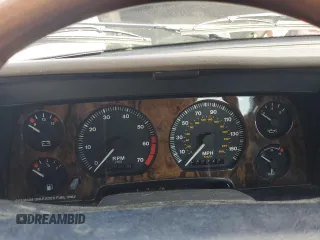 1996 Jaguar XJS with VIN SAJNX2742TC224607, listed as a Copart auction lot 78027854 with 43,928 mi miles and Non Repairable. Bid and sale history available at carsss.com. Image 9.