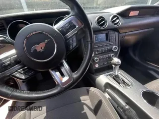 2017 Ford Mustang V6 с VIN 1FATP8EM9H5270027, выставлен на аукционе Copart как лот 62111855 с пробегом 55 166 миль миль и Списание • Salvage title. История ставок и продаж доступна на DreamBid. Изображение 9.