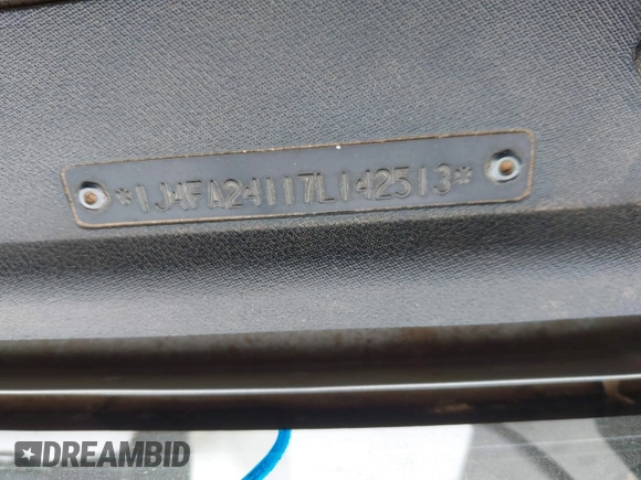 2007 Jeep Wrangler X with VIN 1J4FA24117L142513, listed as a IAAI auction lot 42314284 with 70,213 mi miles and . Bid and sale history available at DreamBid. Image 9.