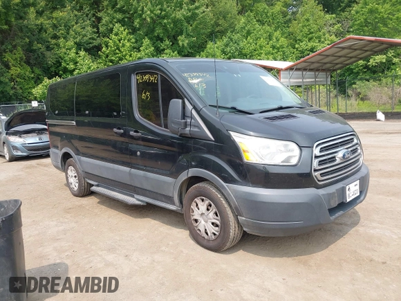 2015 Ford Transit XL z VIN 1FMZK1YM7FKA38364, wystawiony jako IAAI lot #42359342 z przebiegiem 164 544 mil mil oraz . Historia ofert i sprzedaży dostępna na DreamBid. Obrazek 1.