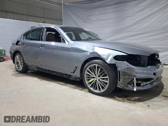 2018 BMW 5 Series 540i xDrive z VIN WBAJE7C58JG892106, wystawiony jako Copart lot #50320225 z przebiegiem 70 761 mil mil oraz Szkoda całkowita • Salvage title. Historia ofert i sprzedaży dostępna na DreamBid. Obrazek 4.