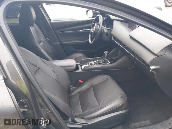 2020 Mazda Mazda3 Hatchback Premium Package with VIN JM1BPANM4L1164257, listed as a IAAI auction lot 41905435 with 1 mi miles. Bid and sale history available at carsss.com. Image 5.