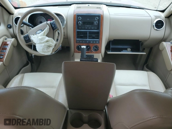 2010 Ford Explorer Eddie Bauer с VIN 1FMEU7EE7AUA40654, выставлен на аукционе Copart как лот 61997905 с пробегом 92 909 миль миль и Чистый • Clean title. История ставок и продаж доступна на DreamBid. Изображение 8.