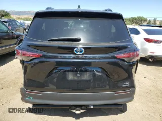 2022 Toyota Sienna XLE z VIN 5TDJRKECXNS095020, wystawiony jako Copart lot #58532445 z przebiegiem 33 154 mil mil oraz Szkoda całkowita • Salvage title. Historia ofert i sprzedaży dostępna na DreamBid. Obrazek 6.