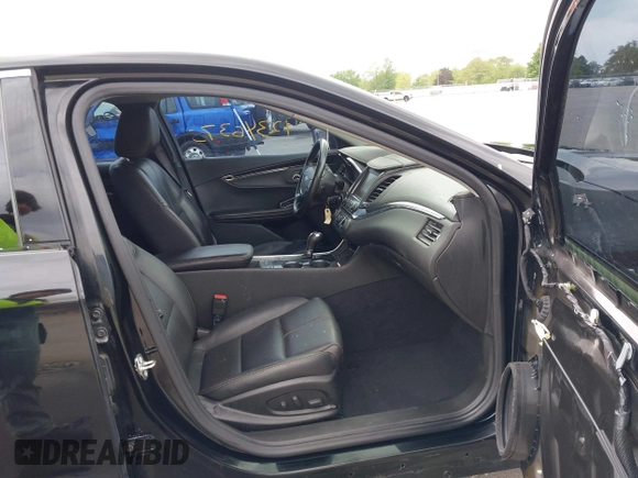 2016 Chevrolet Impala LT z VIN 2G1115S38G9142594, wystawiony jako IAAI lot #42346375 z przebiegiem 256 589 mil mil oraz . Historia ofert i sprzedaży dostępna na DreamBid. Obrazek 5.