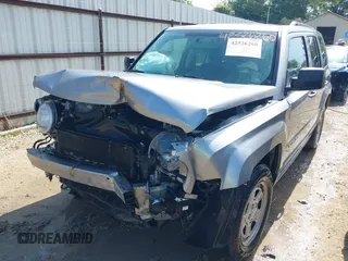 2016 Jeep Patriot Sport with VIN 1C4NJPBA8GD715693, listed as a IAAI auction lot 42526260 with 63,670 mi miles and . Bid and sale history available at DreamBid. Image 6.