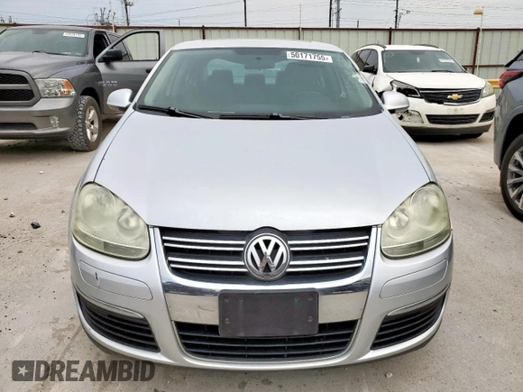 2008 Volkswagen Jetta SE z VIN 3VWRM71K98M063043, wystawiony jako Copart lot #50171755 z przebiegiem 151 740 mil mil oraz Szkoda całkowita • Salvage title. Historia ofert i sprzedaży dostępna na DreamBid. Obrazek 5.