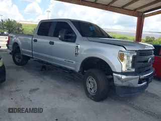 2019 Ford F-250 XL with VIN 1FT7W2BT7KED13259, listed as a IAAI auction lot 42543359 with 136,511 mi miles and . Bid and sale history available at DreamBid. Image 1.