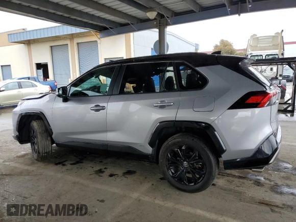 2023 Toyota RAV4 Hybrid XSE z VIN 4T3E6RFV2PU122716, wystawiony jako Copart lot #51009615 z przebiegiem 28 643 mil mil oraz Nie do naprawy • Non repairable. Historia ofert i sprzedaży dostępna na DreamBid. Obrazek 2.