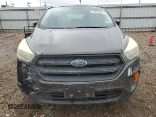 2017 Ford Escape S z VIN 1FMCU0F76HUD84825, wystawiony jako Copart lot #42800185 z przebiegiem 59 447 mil mil oraz Szkoda całkowita • Salvage title. Historia ofert i sprzedaży dostępna na DreamBid. Obrazek 5.