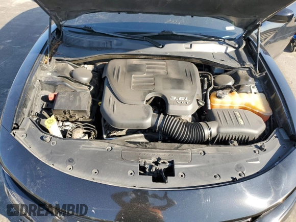 2019 Dodge Charger SXT with VIN 2C3CDXJG8KH757818, listed as a Copart auction lot 49518475 with 98,129 mi miles and Salvage Title. Bid and sale history available at DreamBid. Image 12.