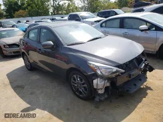 2019 Toyota Yaris Sedan L with VIN 3MYDLBYV0KY501372, listed as a Copart auction lot 67850254 with 86,309 mi miles and Salvage Title. Bid and sale history available at carsss.com. Image 4.