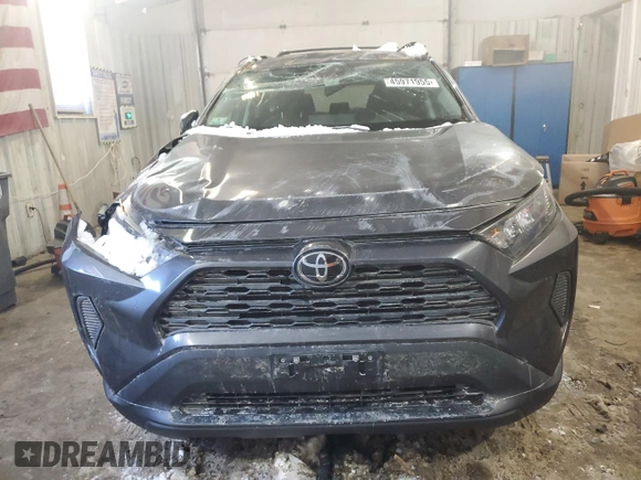 2021 Toyota RAV4 LE with VIN 2T3F1RFV4MW153139, listed as a Copart auction lot 45971955 with 33,991 mi miles and Salvage Title. Bid and sale history available at carsss.com. Image 5.