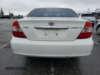 2004 Toyota Camry LE with VIN 4T1BE32K24U335720, listed as a Copart auction lot 51014555 with 190,461 mi miles and Clean Title. Bid and sale history available at carsss.com. Image 6.