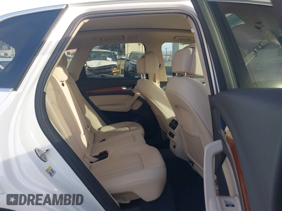 2023 Audi Q5 S line Premium with VIN WA1GAAFYXP2116782, listed as a IAAI auction lot 41178113 with 15,894 mi miles. Bid and sale history available at carsss.com. Image 8.