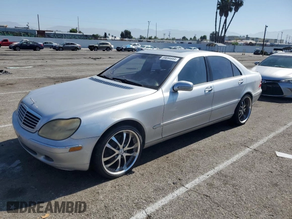 2002 Mercedes-Benz S-Class 4.3L with VIN WDBNG70JX2A314138, listed as a Copart auction lot 59694444 with 158,981 mi miles and Salvage Title. Bid and sale history available at carsss.com. Image 1.