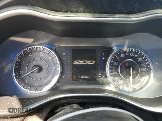 2015 Chrysler 200 Limited with VIN 1C3CCCAB7FN631799, listed as a Copart auction lot 62087565 with 143,648 mi miles and Salvage title. Bid and sale history available at DreamBid. Image 9.