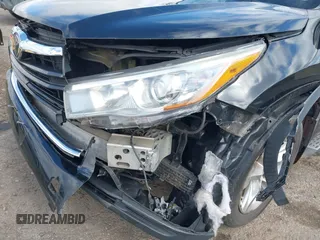 2015 Toyota Highlander Limited with VIN 5TDDKRFH6FS175940, listed as a IAAI auction lot 41933412 with 195,127 mi miles and . Bid and sale history available at DreamBid. Image 6.