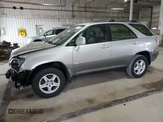 2000 Lexus RX 300 z VIN JT6HF10U3Y0151251, wystawiony jako Copart lot #58374995 z przebiegiem 157 400 mil mil oraz Szkody całkowita. Historia ofert i sprzedaży dostępna na DreamBid. Obrazek 1.
