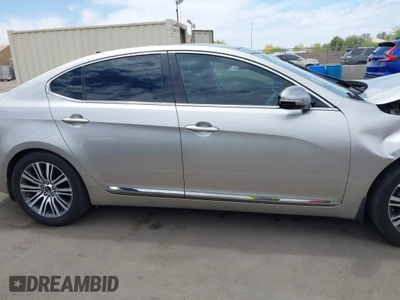 2015 Kia Cadenza Premium z VIN KNALN4D75F5174264, wystawiony jako IAAI lot #42004287 z przebiegiem 100 385 mil mil oraz . Historia ofert i sprzedaży dostępna na DreamBid. Obrazek 13.