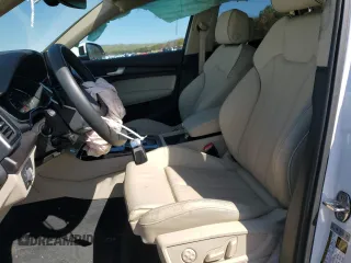 2024 Audi Q5 S line Premium z VIN WA1GAAFY1R2113529, wystawiony jako Copart lot #51914235 z przebiegiem Nie podano mil oraz Szkoda całkowita • Salvage title. Historia ofert i sprzedaży dostępna na DreamBid. Obrazek 7.