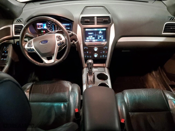 2011 Ford Explorer XLT with VIN 1FMHK8D8XBGA08334, listed as a Copart auction lot 49278205 with 237,937 mi miles and Clean Title. Bid and sale history available at carsss.com. Image 8.
