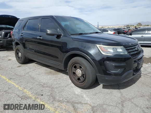 2016 Ford Police Interceptor Utility z VIN 1FM5K8AT9GGB73827, wystawiony jako Copart lot #56400145 z przebiegiem 154 496 mil mil oraz Szkoda całkowita • Salvage title. Historia ofert i sprzedaży dostępna na DreamBid. Obrazek 4.