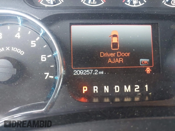 2012 Ford F-150 XL with VIN 1FTFW1ET6CKD56575, listed as a IAAI auction lot 42549250 with 209,257 mi miles and . Bid and sale history available at DreamBid. Image 7.