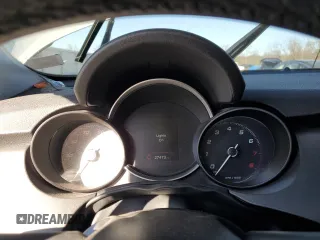 2022 FIAT 500X Trekking with VIN ZFBNF3B18NP980302, listed as a Copart auction lot 43127195 with 27,473 mi miles and Salvage title. Bid and sale history available at DreamBid. Image 9.