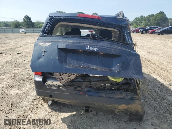 2014 Jeep Patriot Sport with VIN 1C4NJPBA4ED552652, listed as a Copart auction lot 61817315 with 90,212 mi miles and Non repairable. Bid and sale history available at DreamBid. Image 6.