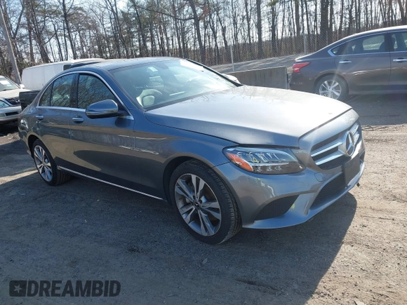 2021 Mercedes-Benz C 300 z VIN W1KWF8EB8MR630955, wystawiony jako IAAI lot #41764582 z przebiegiem 52 702 mil mil oraz . Historia ofert i sprzedaży dostępna na DreamBid. Obrazek 1.