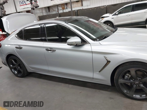 2019 Genesis G70 Advanced with VIN KMTG44LA2KU025977, listed as a IAAI auction lot 42432585 with 25,227 mi miles and . Bid and sale history available at DreamBid. Image 13.