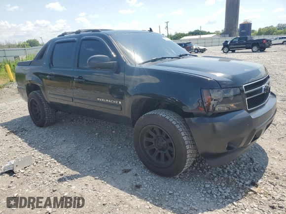 2007 Chevrolet Avalanche LTZ z VIN 3GNFK123X7G199783, wystawiony jako Copart lot #62085045 z przebiegiem 231 561 mil mil oraz Szkoda całkowita • Salvage title. Historia ofert i sprzedaży dostępna na DreamBid. Obrazek 4.