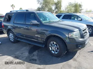 2007 Ford Expedition Limited with VIN 1FMFU19517LA31152, listed as a IAAI auction lot 41886254 with 191,806 mi miles. Bid and sale history available at carsss.com. Image 1.