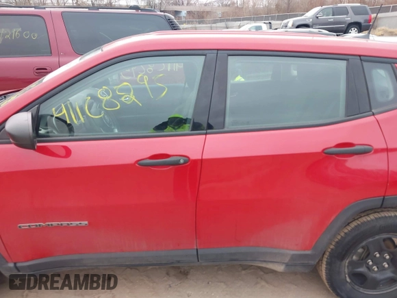 2019 Jeep Compass Sport z VIN 3C4NJCABXKT802534, wystawiony jako IAAI lot #41128295 z przebiegiem 66 719 mil mil oraz . Historia ofert i sprzedaży dostępna na DreamBid. Obrazek 14.