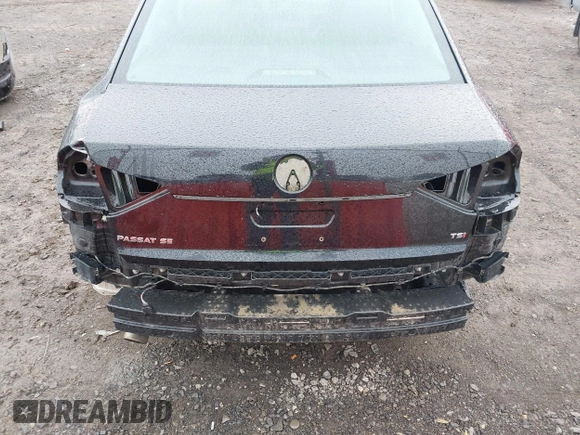 2017 Volkswagen Passat SE z VIN 1VWGT7A30HC031442, wystawiony jako IAAI lot #42008142 z przebiegiem 171 069 mil mil oraz . Historia ofert i sprzedaży dostępna na DreamBid. Obrazek 6.