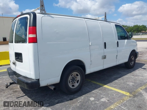 2014 Chevrolet Express Cargo Van with VIN 1GCWGFFA2E1103446, listed as a IAAI auction lot 42177760 with 91,232 mi miles. Bid and sale history available at carsss.com. Image 4.