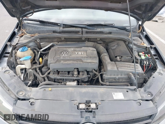 2015 Volkswagen Jetta SE with VIN 3VWD17AJXFM318080, listed as a IAAI auction lot 42119974 with 169,463 mi miles and . Bid and sale history available at DreamBid. Image 10.