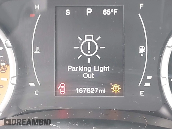 2015 Jeep Renegade Sport with VIN ZACCJBAT6FPB48168, listed as a IAAI auction lot 42029892 with 167,627 mi miles and . Bid and sale history available at DreamBid. Image 15.
