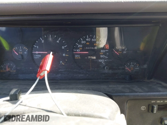1994 Jeep Grand Cherokee Laredo with VIN 1J4GZ58Y2RC112641, listed as a IAAI auction lot 42212705 with 160,762 mi miles and . Bid and sale history available at DreamBid. Image 7.