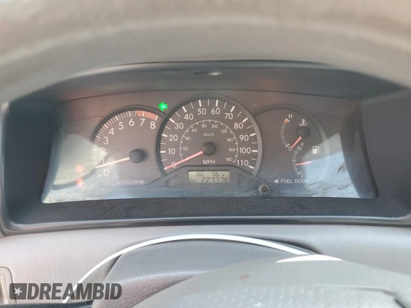 2005 Toyota Corolla CE with VIN 1NXBR32E75Z368700, listed as a Copart auction lot 62515285 with 227,776 mi miles and Salvage title. Bid and sale history available at DreamBid. Image 9.